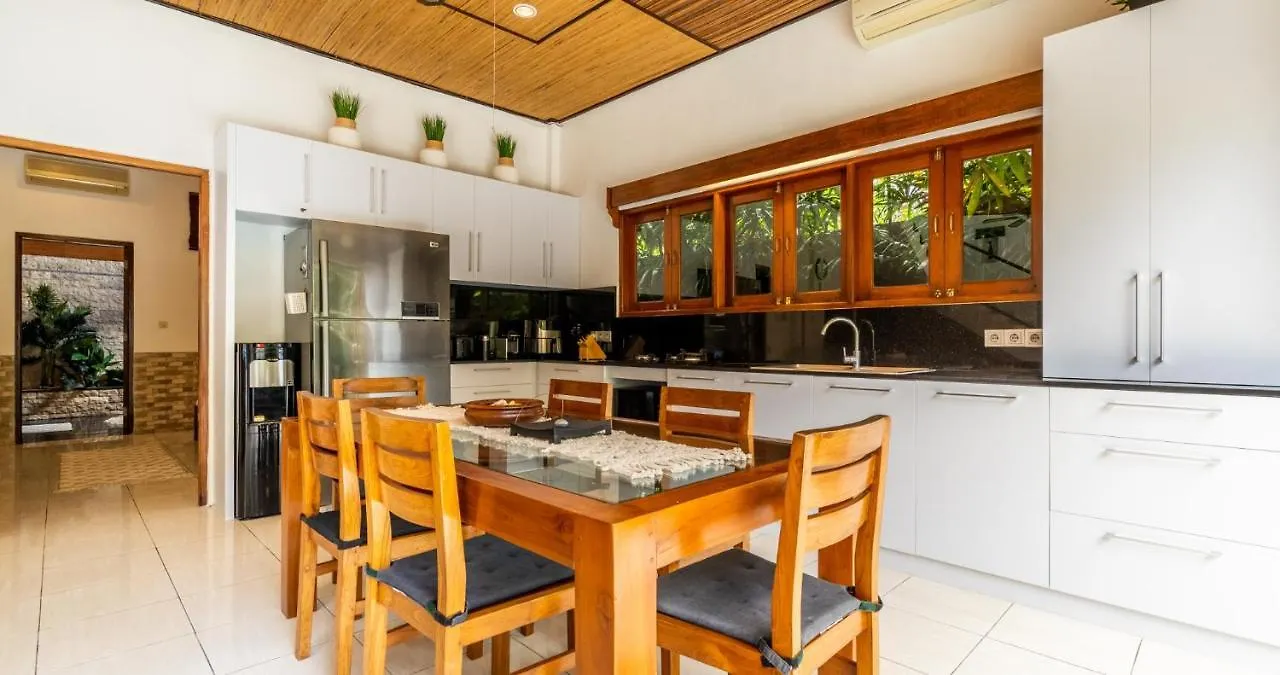 Taman Hijau Villa By Ibali Management Kerobokan   Kerobokan (Bali)