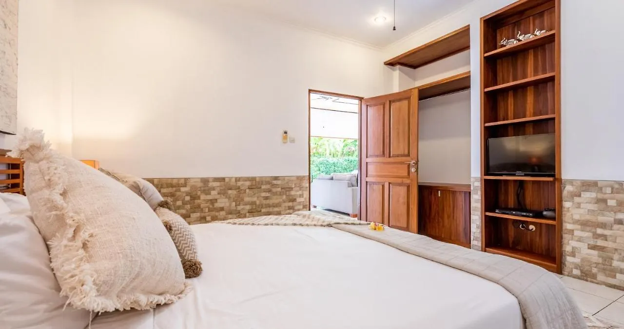 Taman Hijau Villa By Ibali Management Kerobokan